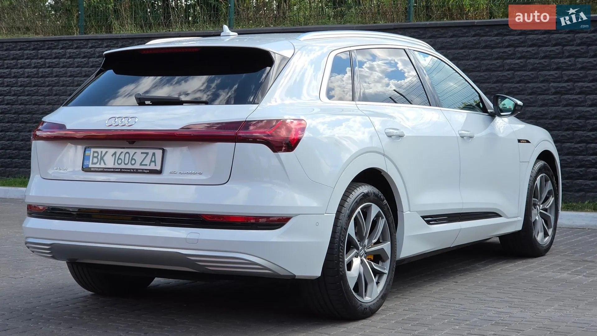 2019 Audi e-tron - мініатюра 10