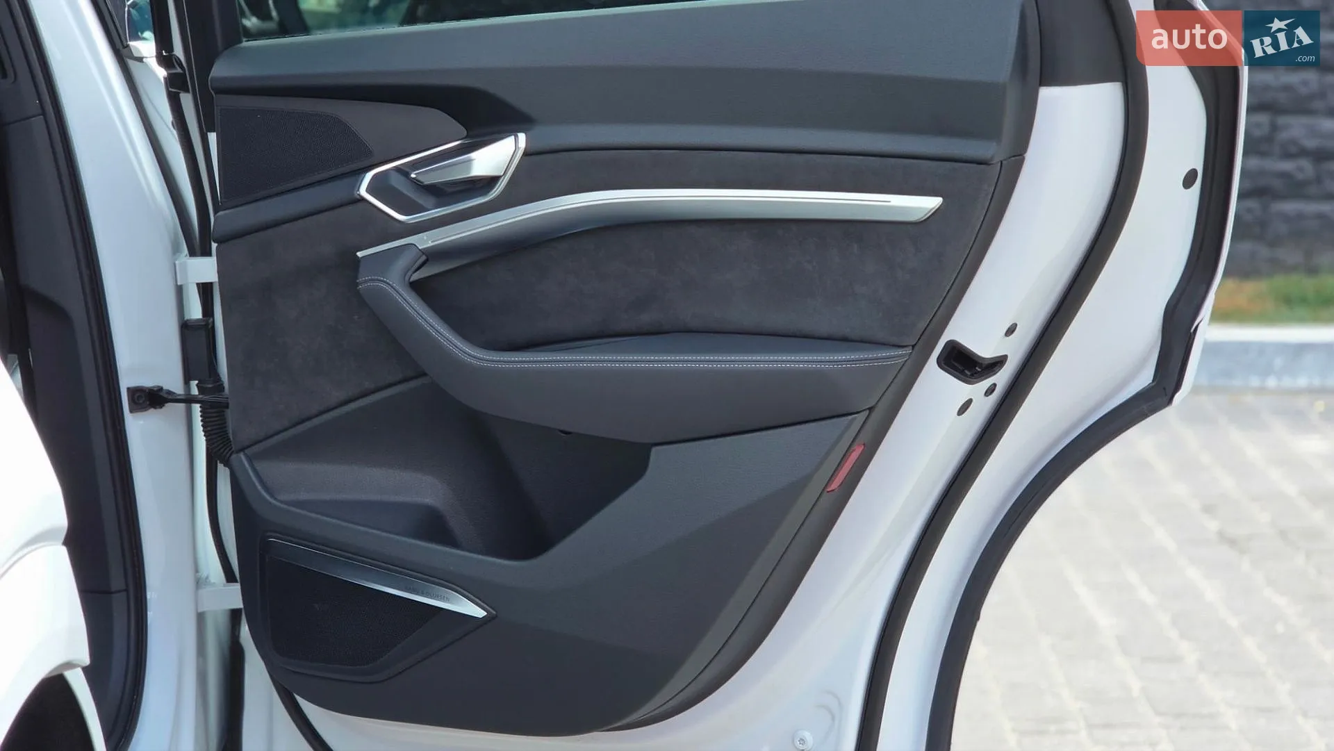 2019 Audi e-tron - мініатюра 19