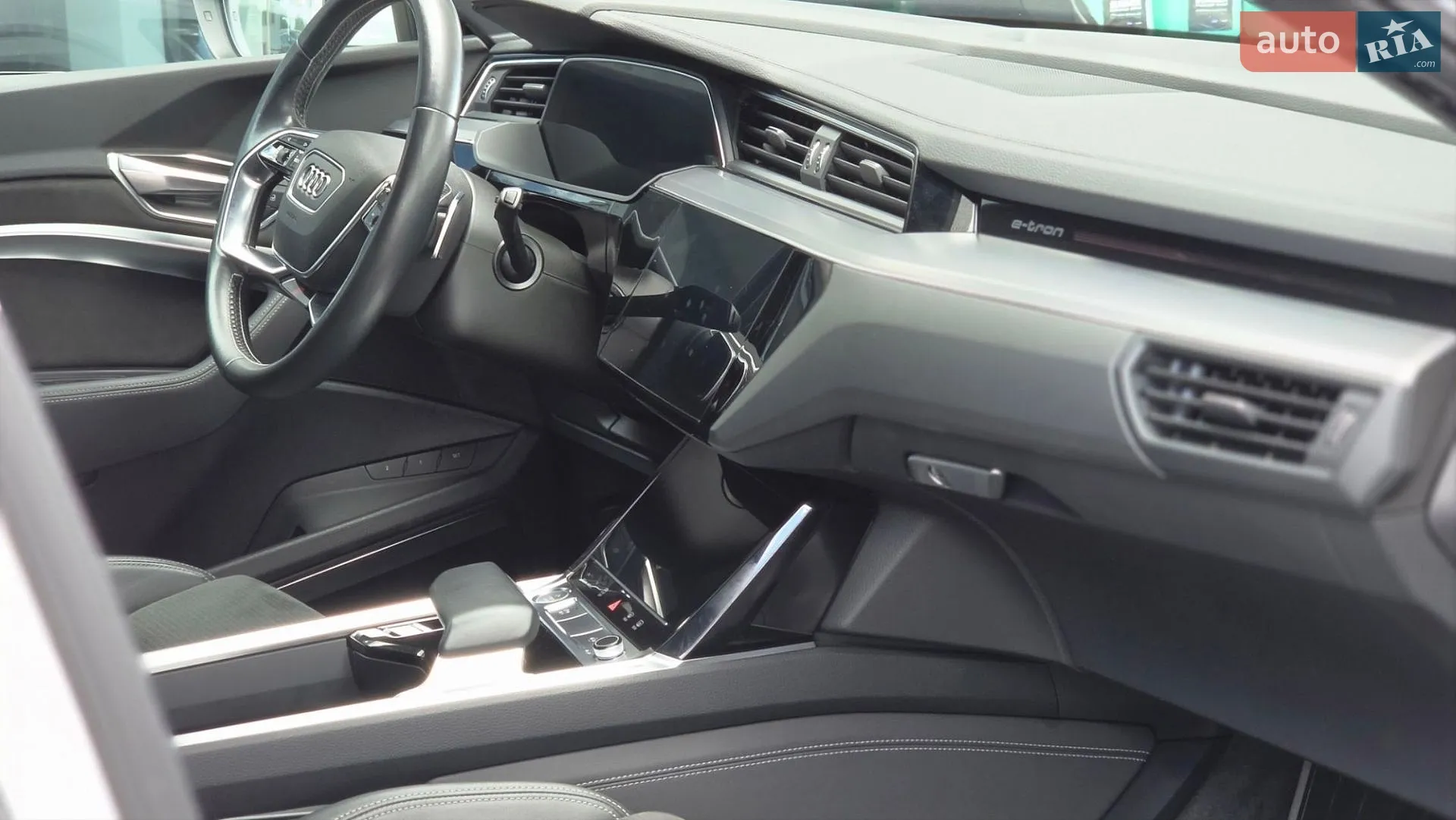 2019 Audi e-tron - мініатюра 37