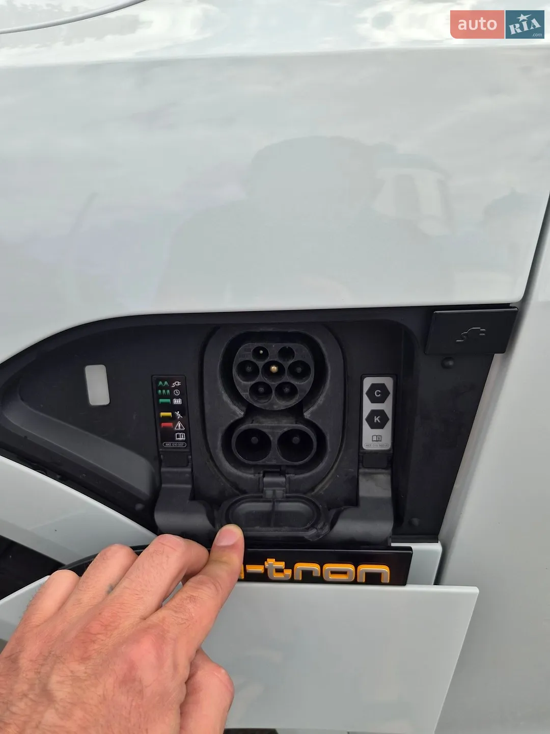 2021 Audi e-tron - мініатюра 63