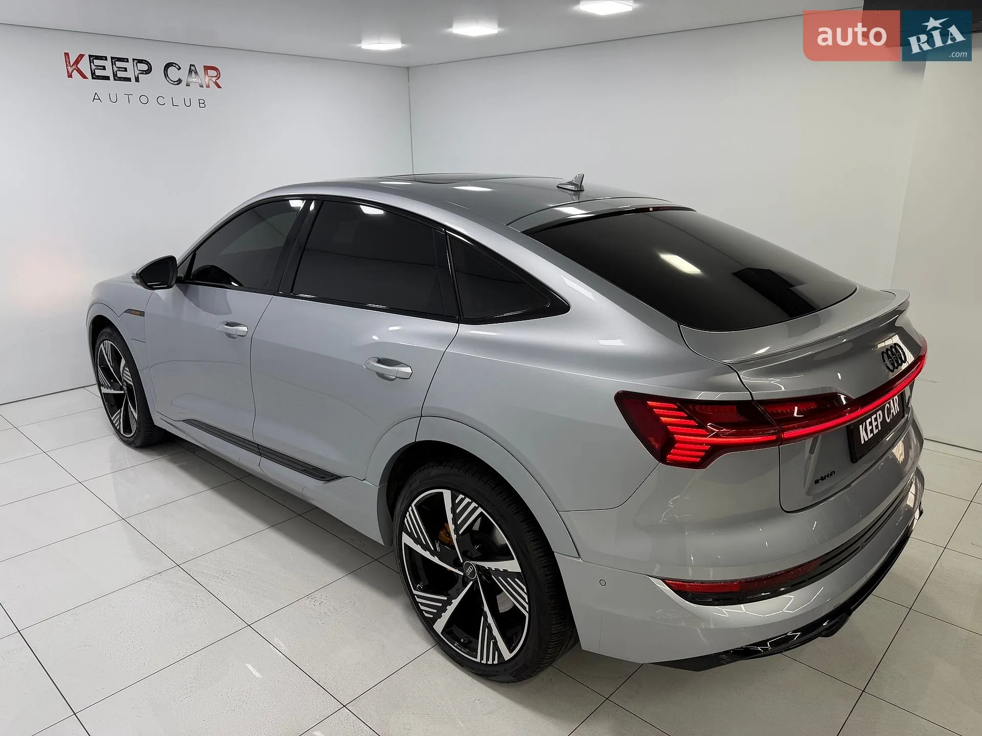 2022 Audi e-tron - мініатюра 22
