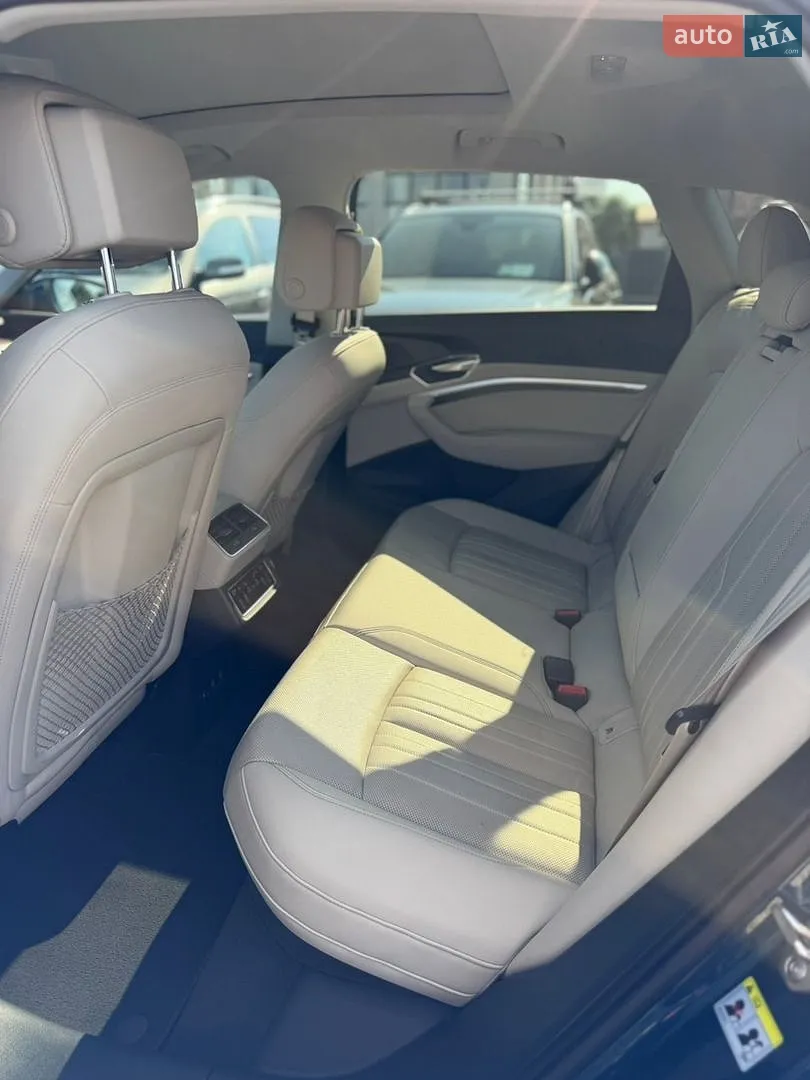 2019 Audi e-tron - мініатюра 29