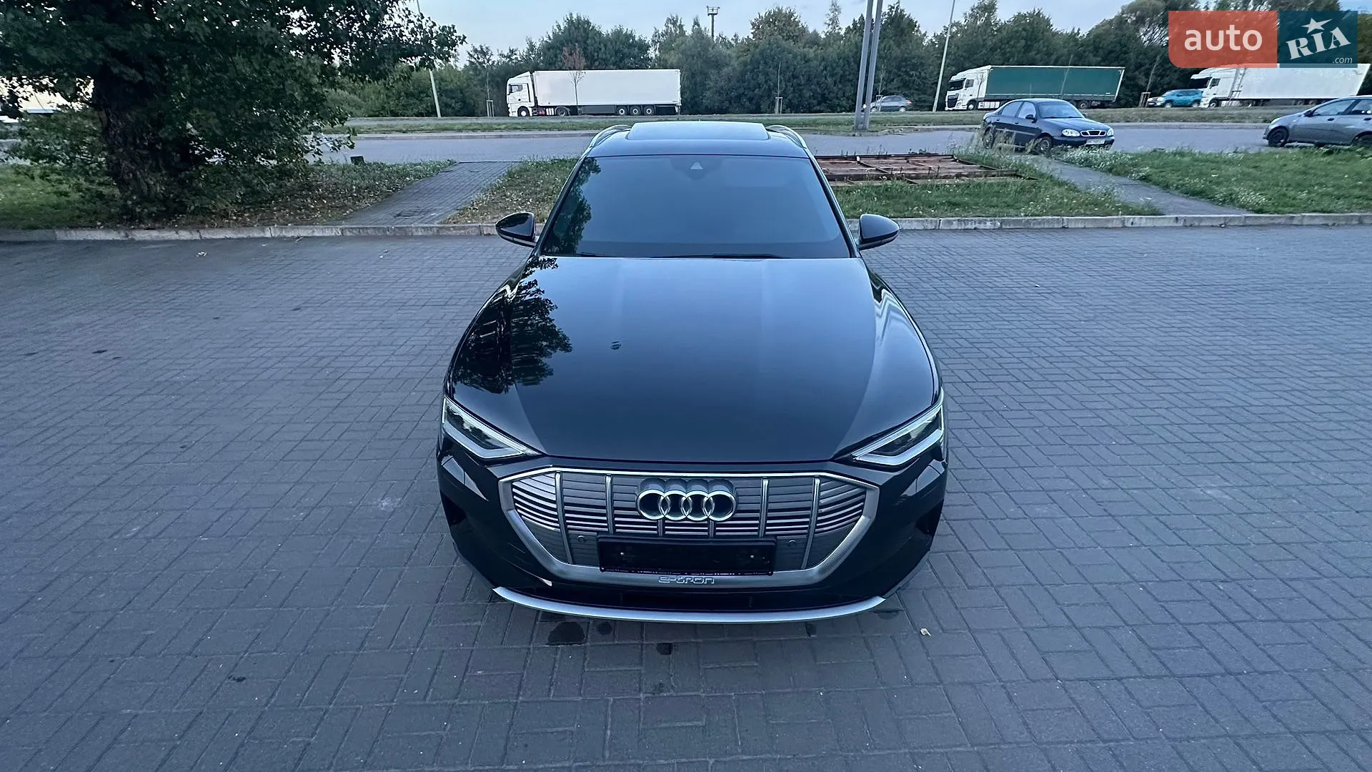 2019 Audi e-tron - мініатюра 13