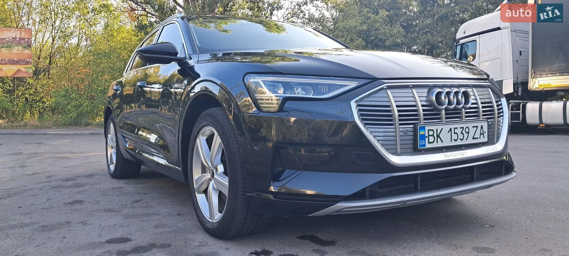 2020 Audi e-tron - мініатюра 5