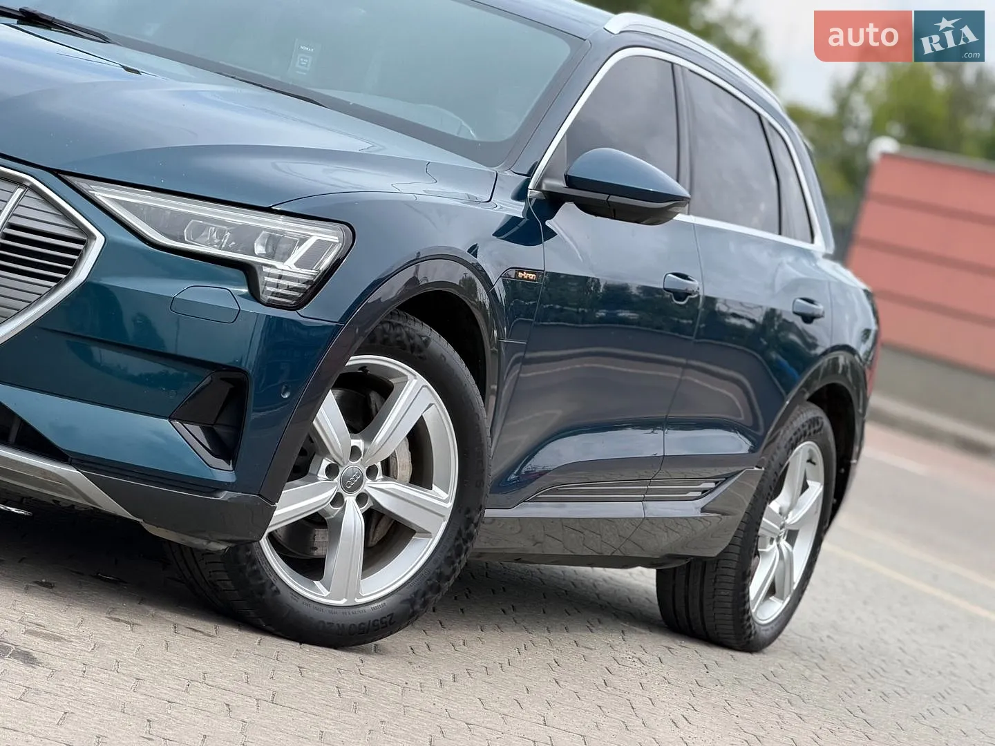 2019 Audi e-tron - мініатюра 5