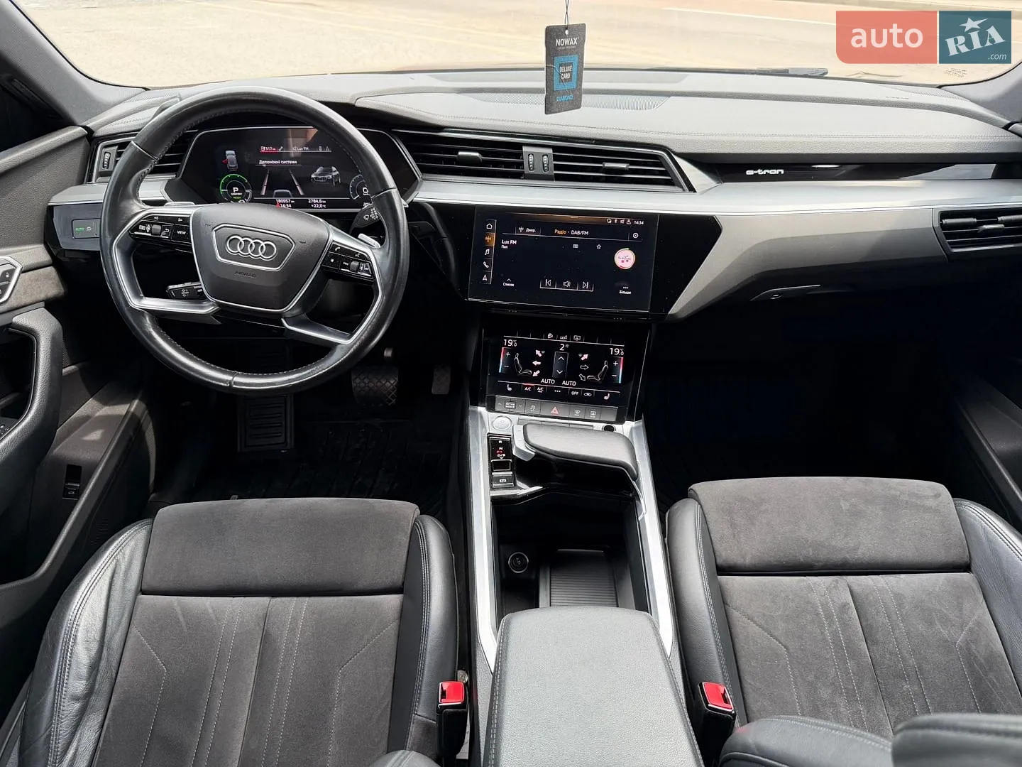 2019 Audi e-tron - мініатюра 22