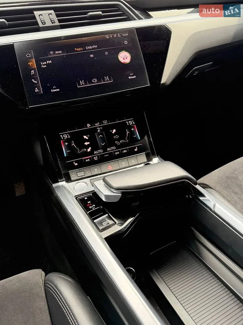 2019 Audi e-tron - мініатюра 23