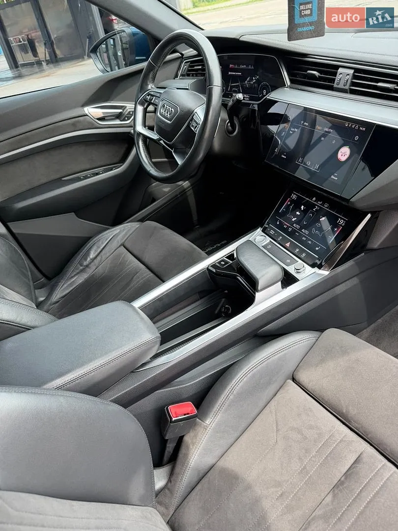 2019 Audi e-tron - мініатюра 29