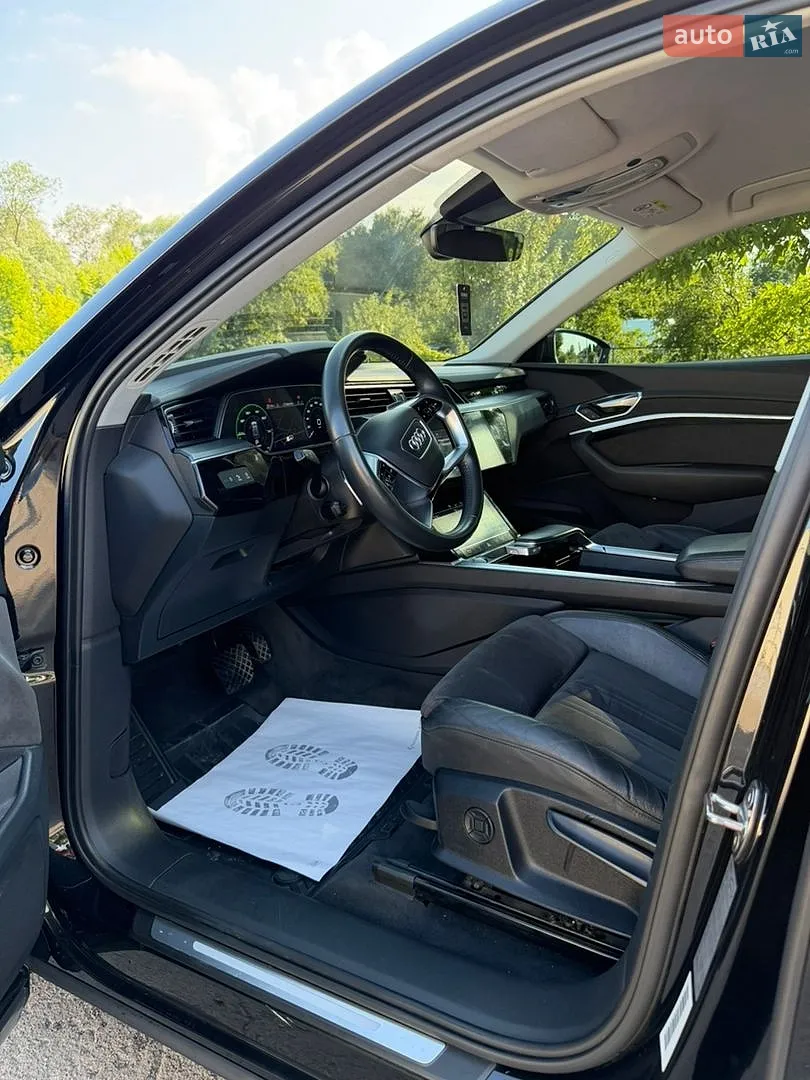 2019 Audi e-tron - мініатюра 35