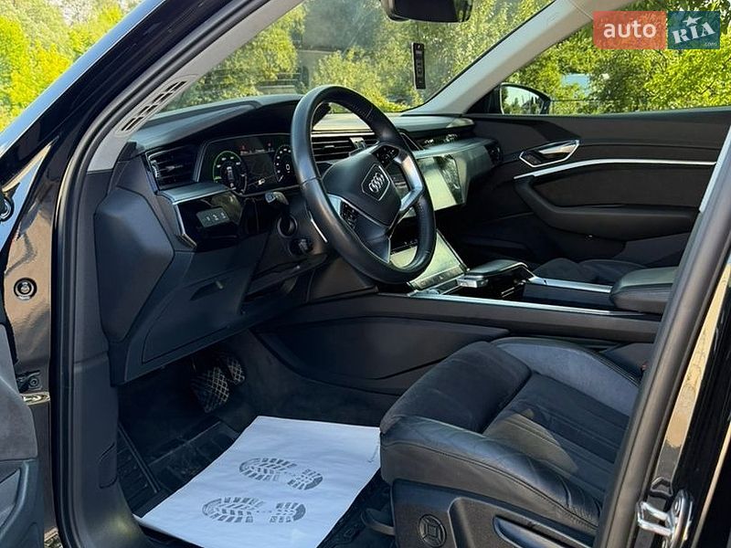 Внедорожник / Кроссовер Audi e-tron 2019 в Дрогобыче