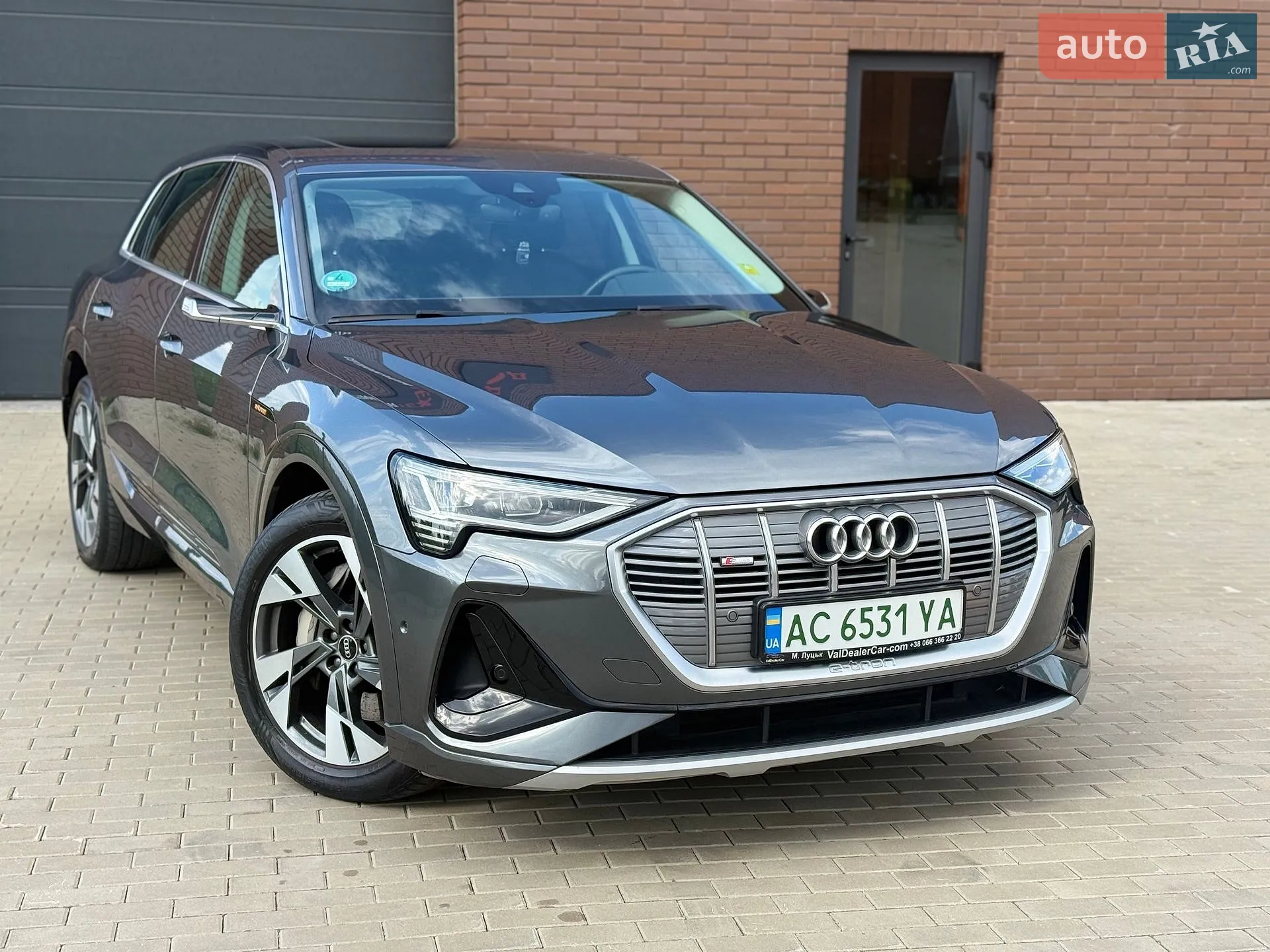 2021 Audi e-tron - мініатюра 2