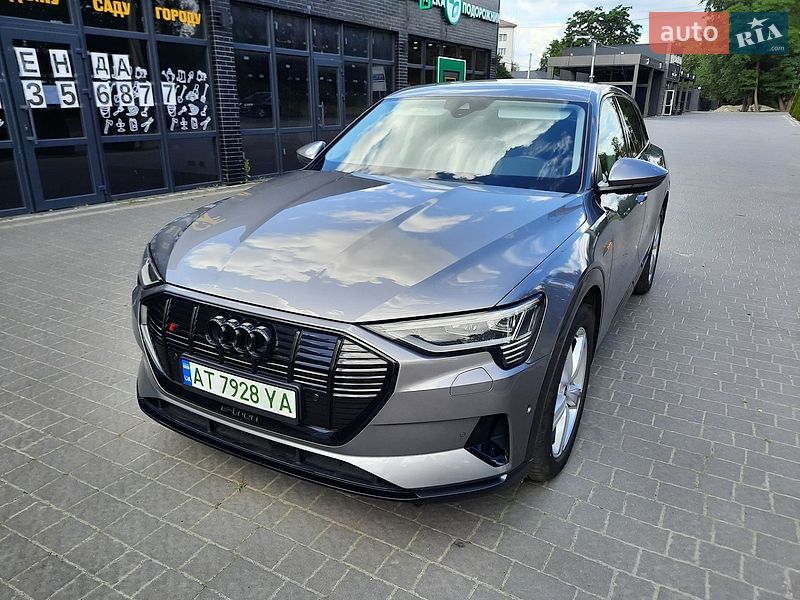 Audi e-tron 2021