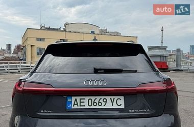 Внедорожник / Кроссовер Audi e-tron 2020 в Днепре