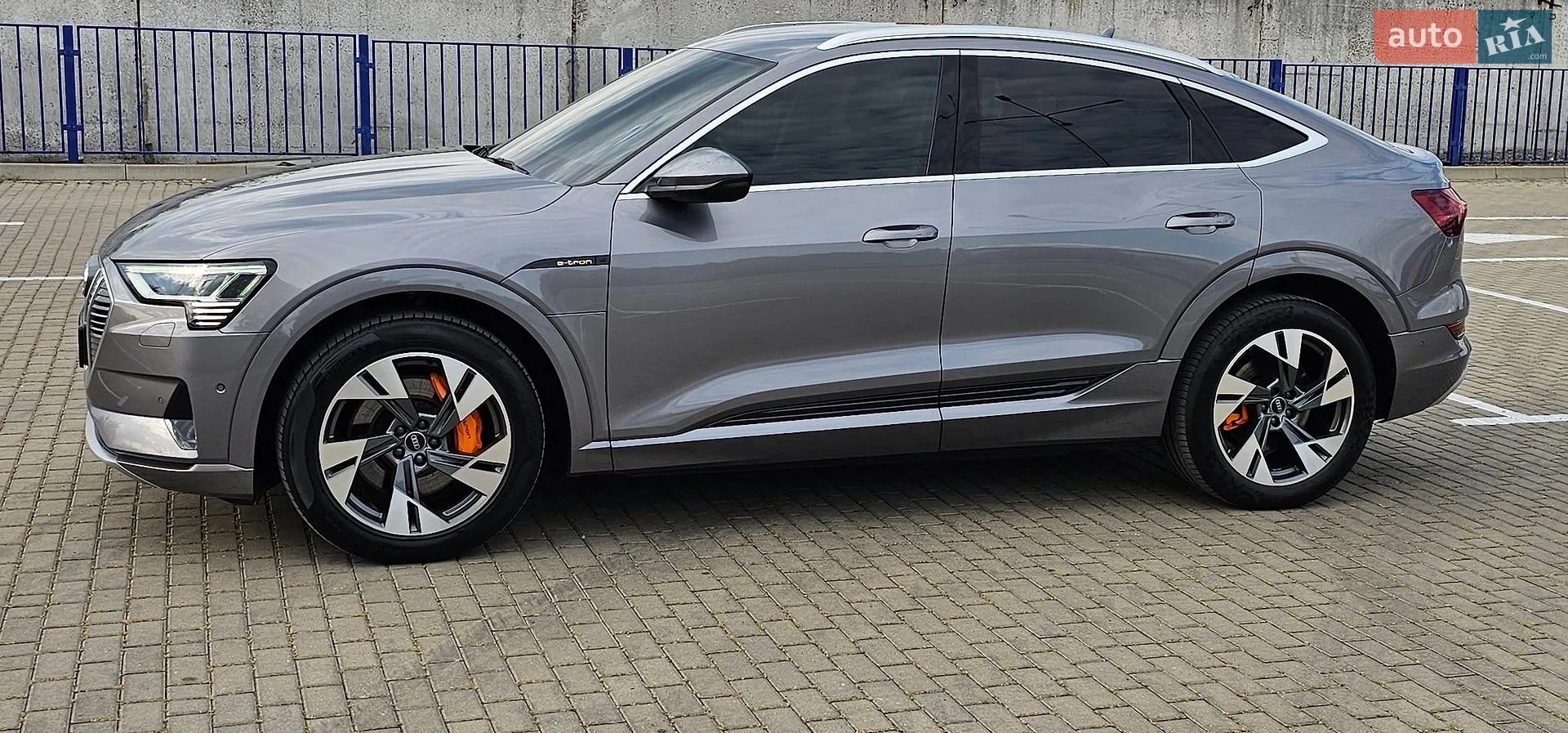 2020 Audi e-tron - мініатюра 22