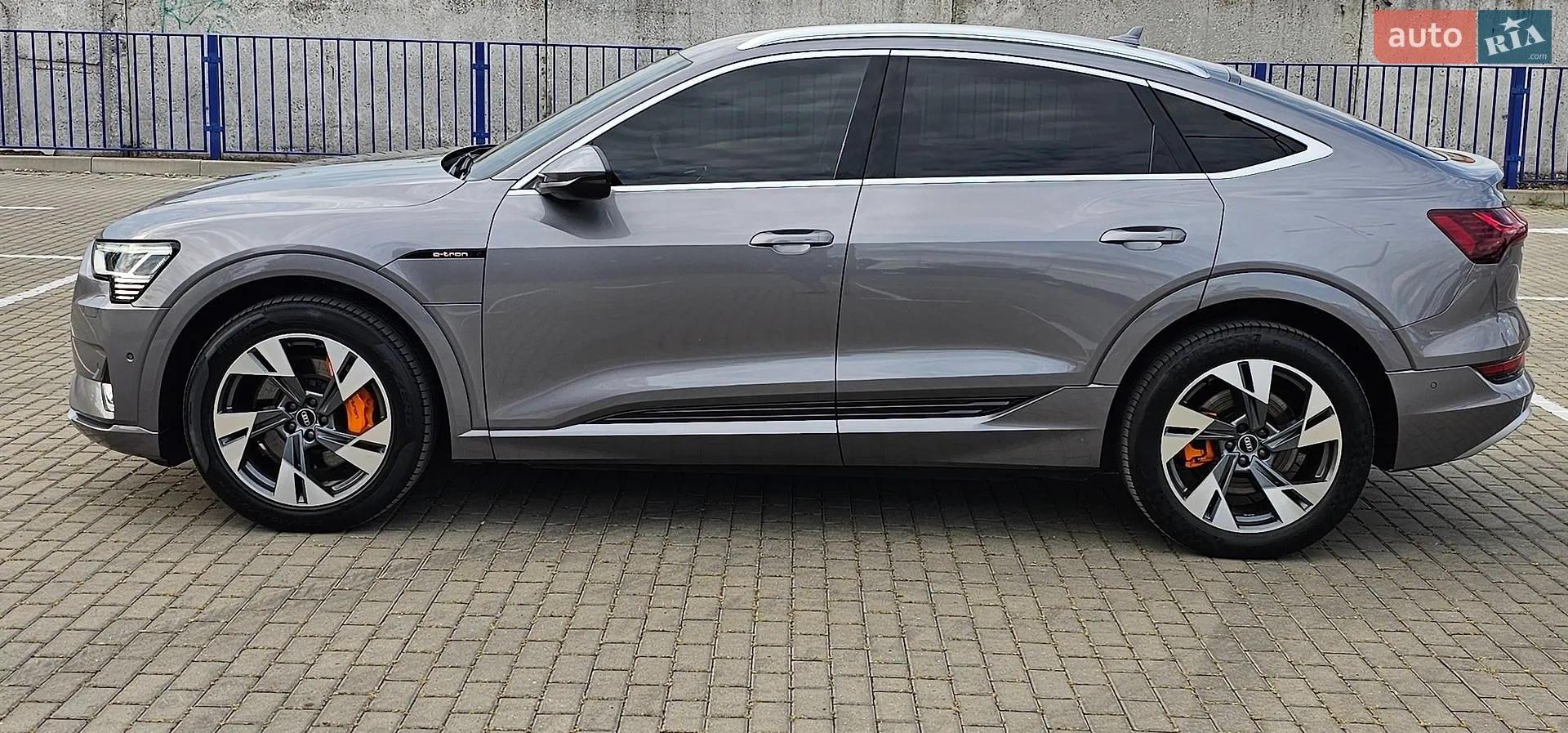 2020 Audi e-tron - мініатюра 24