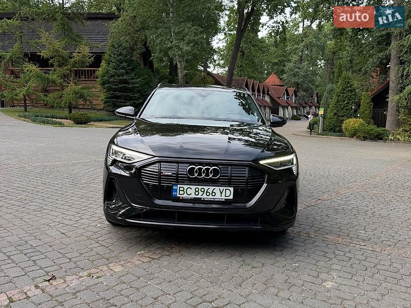 Внедорожник / Кроссовер Audi e-tron 2020 в Львове фото 5 Внедорожник / Кроссовер Audi e-tron 2020 в Львове