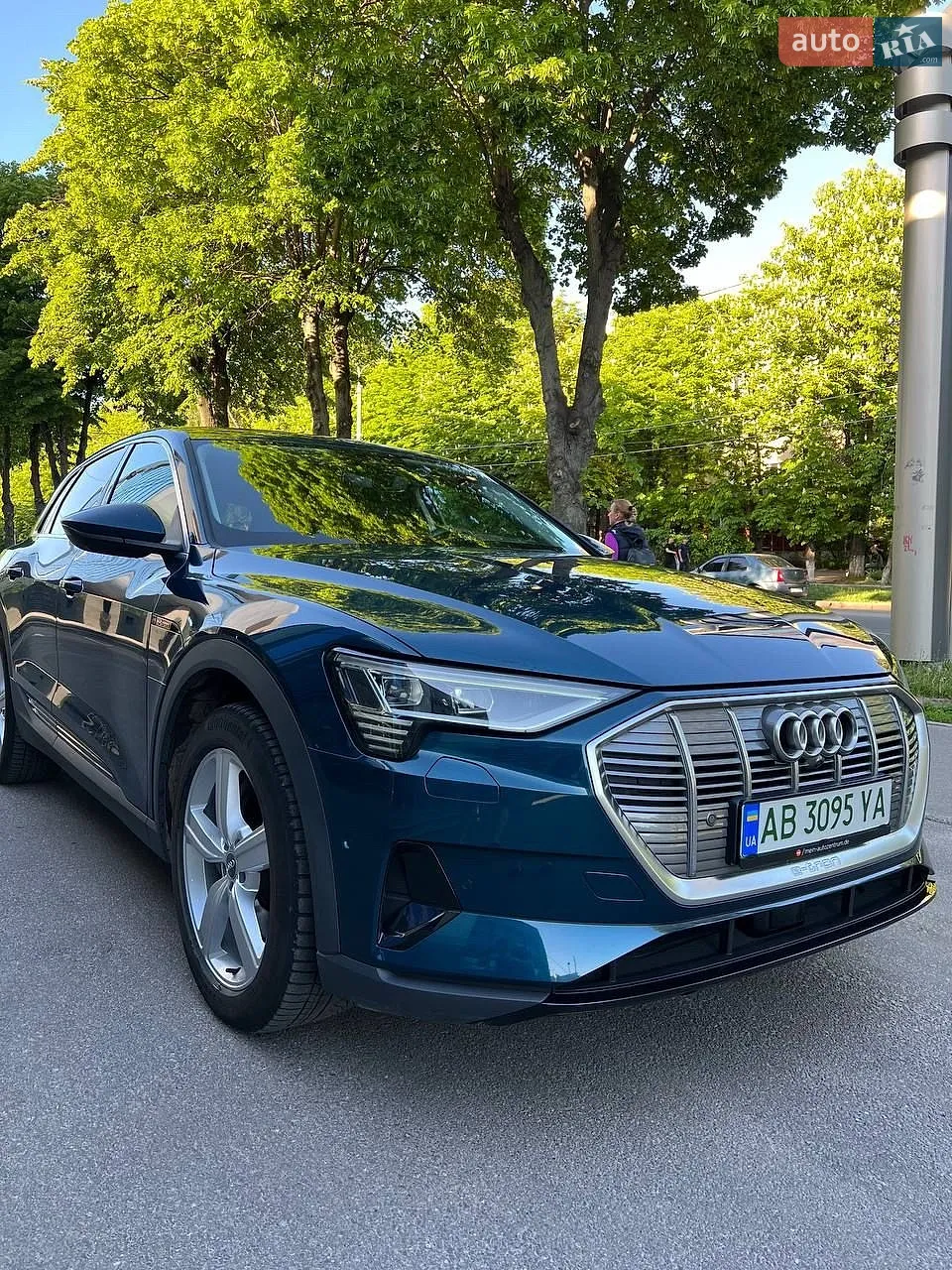 2019 Audi e-tron - мініатюра 3
