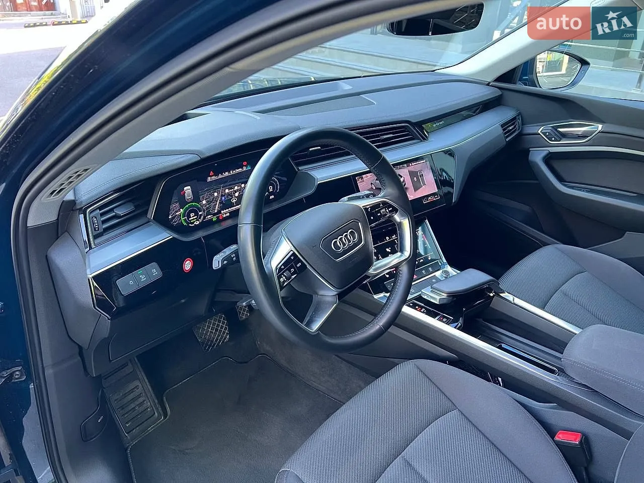 2019 Audi e-tron - мініатюра 24
