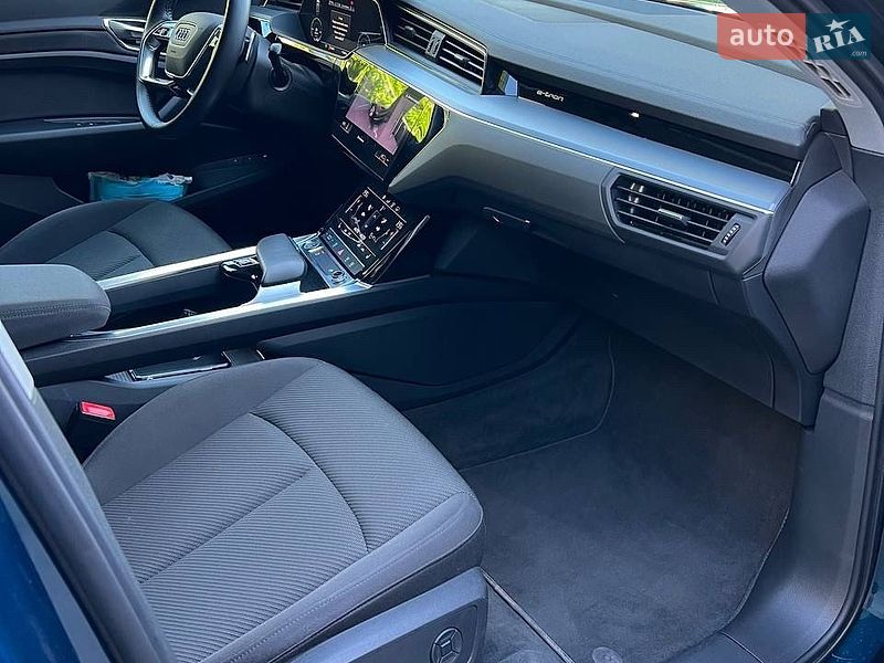 Внедорожник / Кроссовер Audi e-tron 2019 в Виннице