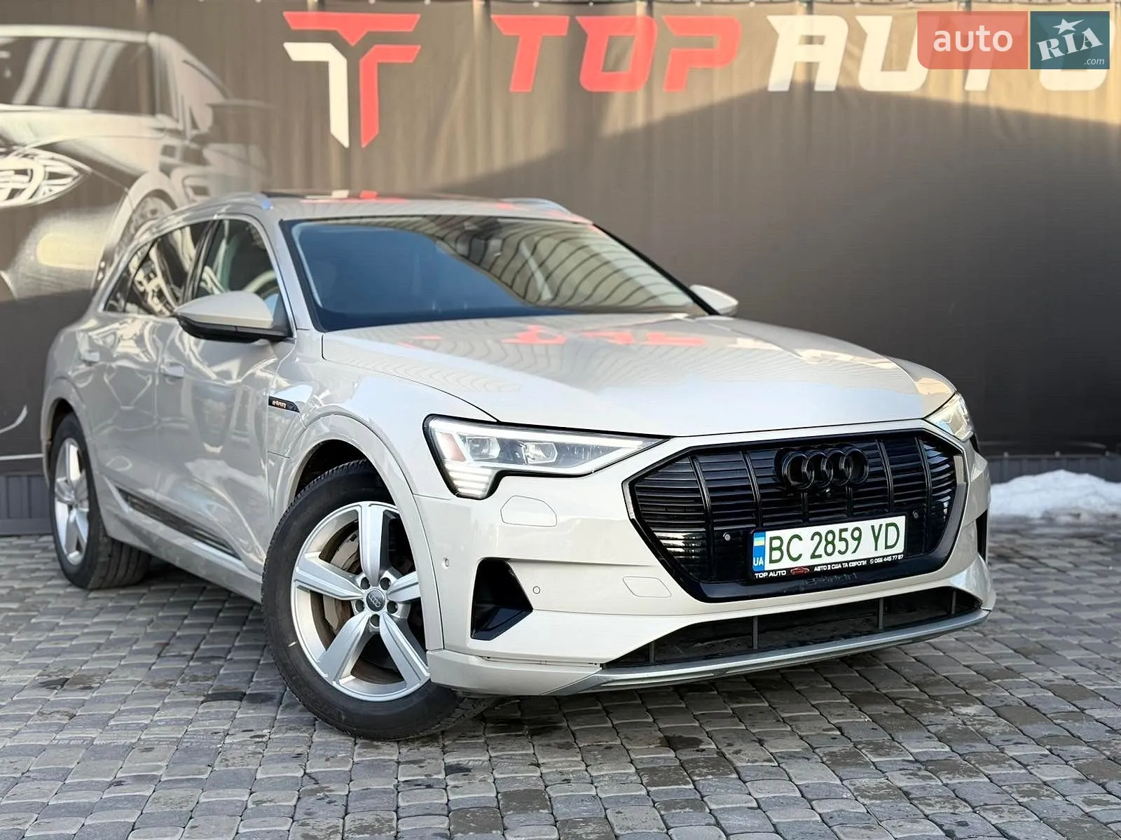 2019 Audi e-tron - мініатюра 5