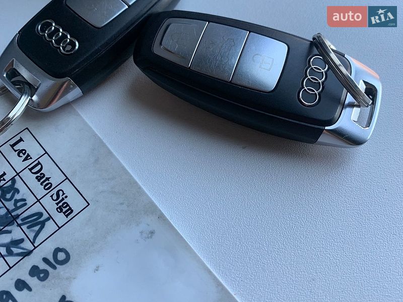 Позашляховик / Кросовер Audi e-tron 2021 в Дубні