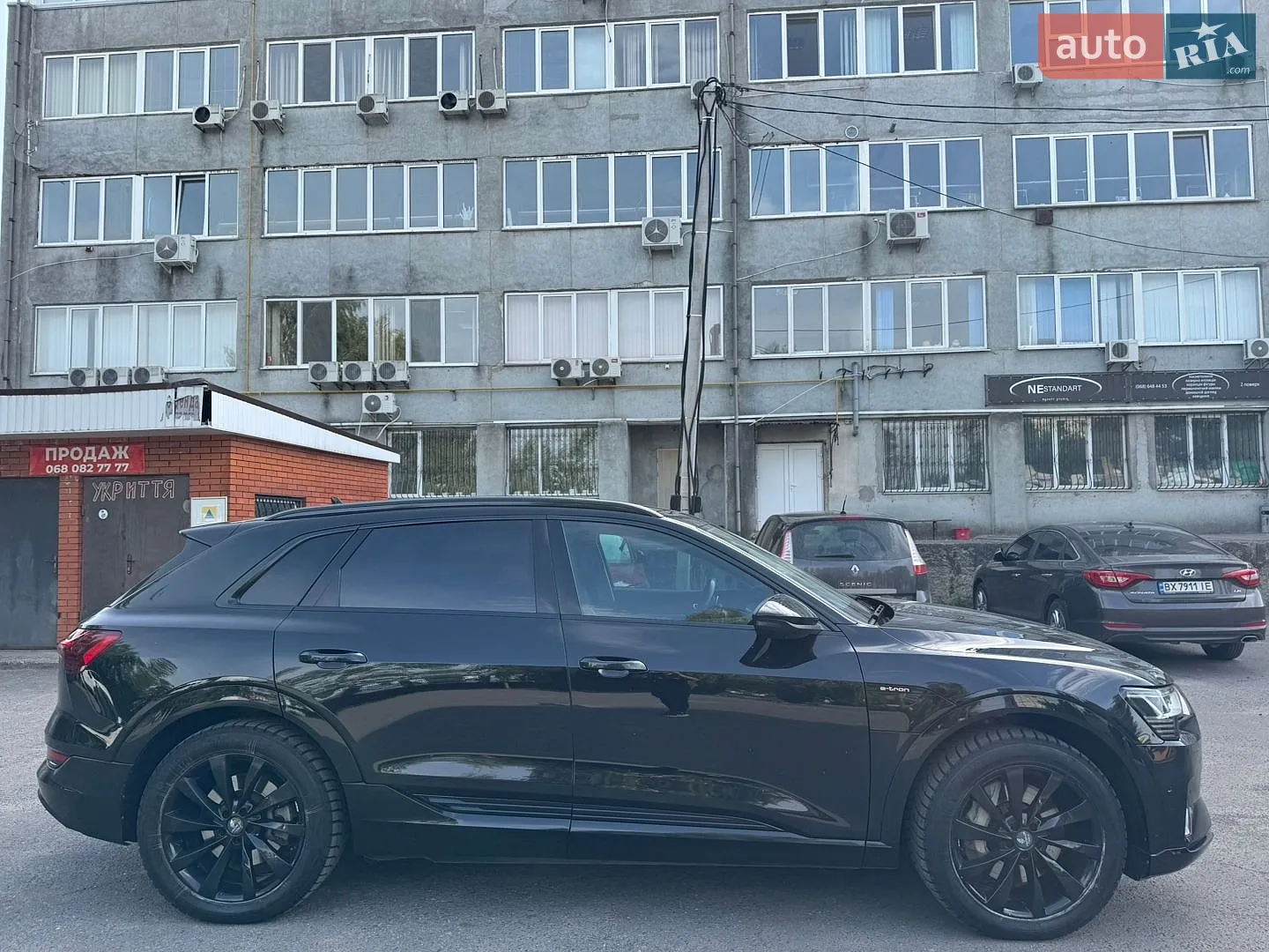 2019 Audi e-tron - мініатюра 8
