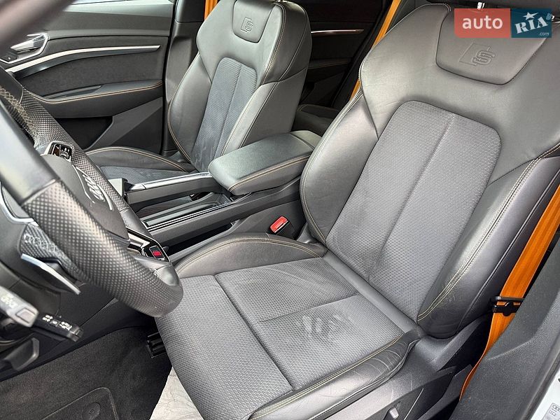 Позашляховик / Кросовер Audi e-tron 2021 в Львові фото 26 Позашляховик / Кросовер Audi e-tron 2021 в Львові