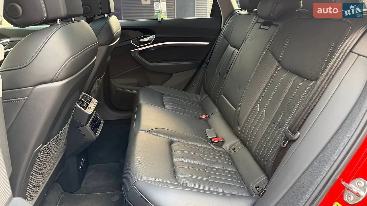 2019 Audi e-tron - мініатюра 14