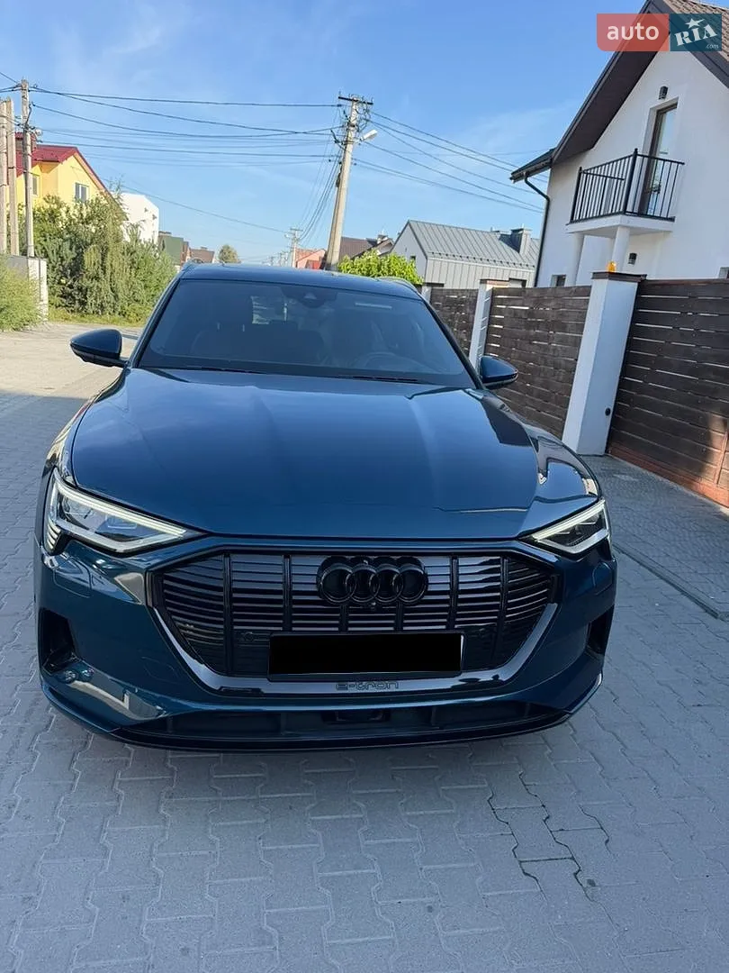 2019 Audi e-tron - мініатюра 2