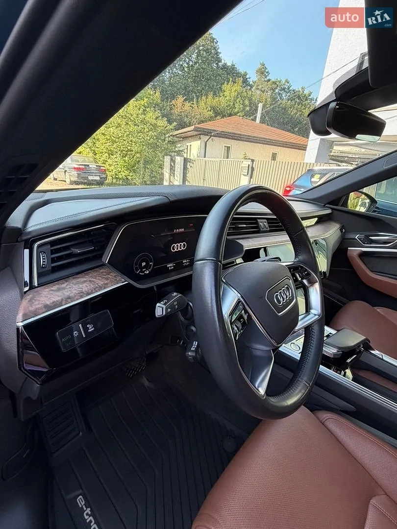 2019 Audi e-tron - мініатюра 16