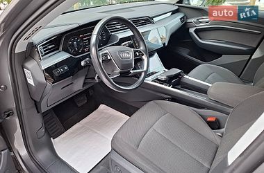 Внедорожник / Кроссовер Audi e-tron 2020 в Черновцах