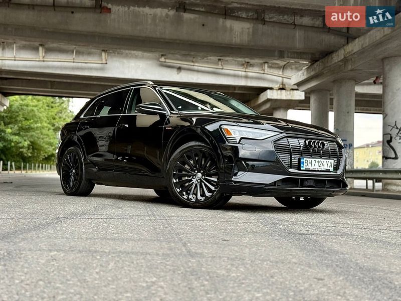 Позашляховик / Кросовер Audi e-tron 2019 в Одесі