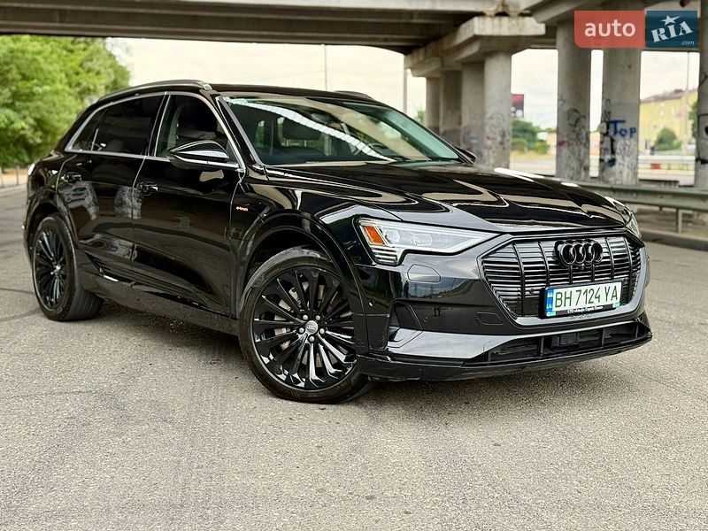 Позашляховик / Кросовер Audi e-tron 2019 в Одесі