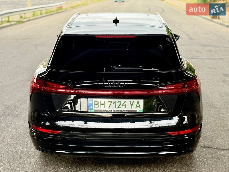 Позашляховик / Кросовер Audi e-tron 2019 в Одесі