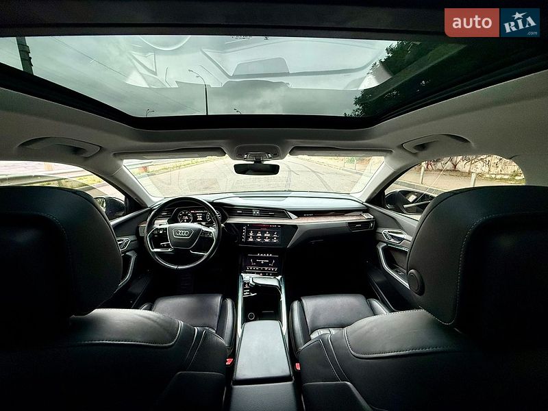 Позашляховик / Кросовер Audi e-tron 2019 в Одесі