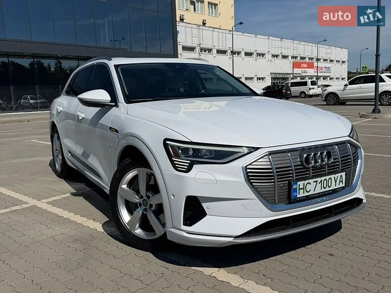 Audi e-tron