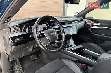 Внедорожник / Кроссовер Audi e-tron 2020 в Львове фото 36 Внедорожник / Кроссовер Audi e-tron 2020 в Львове