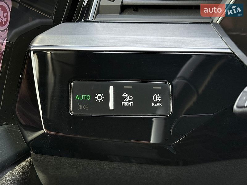 Внедорожник / Кроссовер Audi e-tron 2020 в Львове фото 45 Внедорожник / Кроссовер Audi e-tron 2020 в Львове