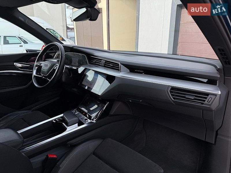 Внедорожник / Кроссовер Audi e-tron 2020 в Львове фото 109 Внедорожник / Кроссовер Audi e-tron 2020 в Львове