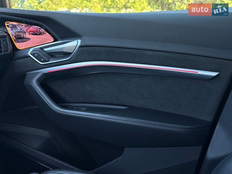 Внедорожник / Кроссовер Audi e-tron 2020 в Львове фото 110 Внедорожник / Кроссовер Audi e-tron 2020 в Львове