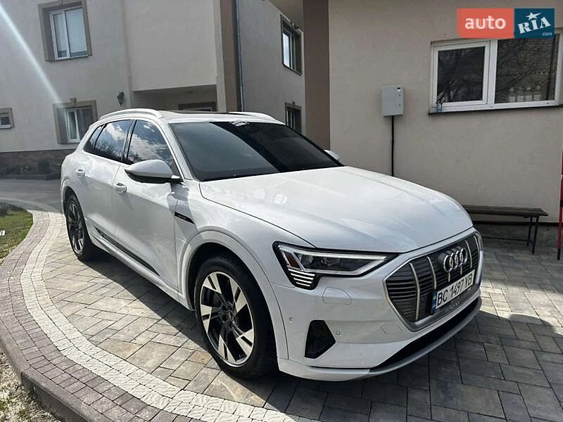 Внедорожник / Кроссовер Audi e-tron 2022 в Львове