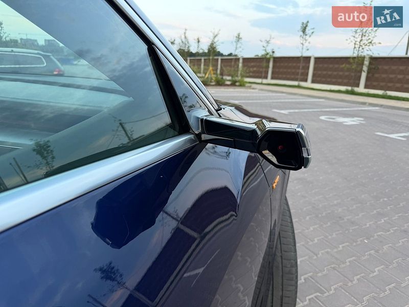 Внедорожник / Кроссовер Audi e-tron 2020 в Киеве