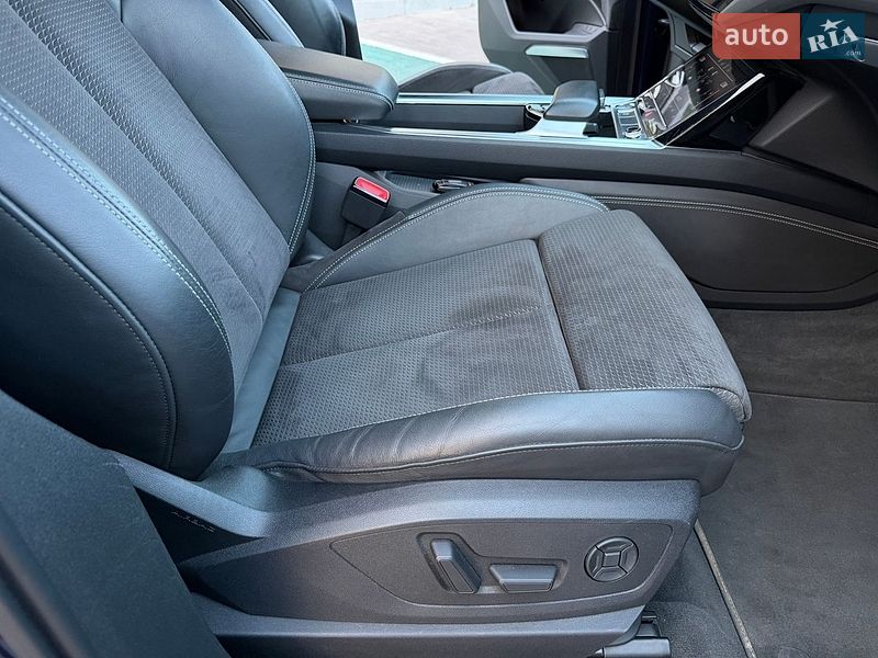 Позашляховик / Кросовер Audi e-tron 2020 в Києві