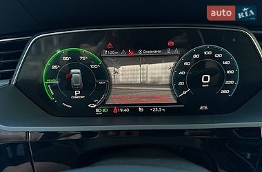Внедорожник / Кроссовер Audi e-tron 2020 в Киеве