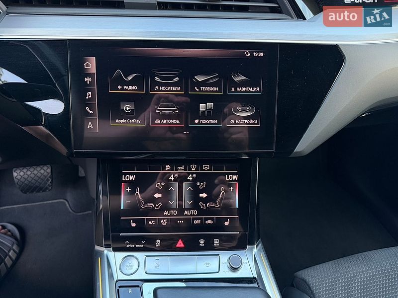 Внедорожник / Кроссовер Audi e-tron 2020 в Киеве