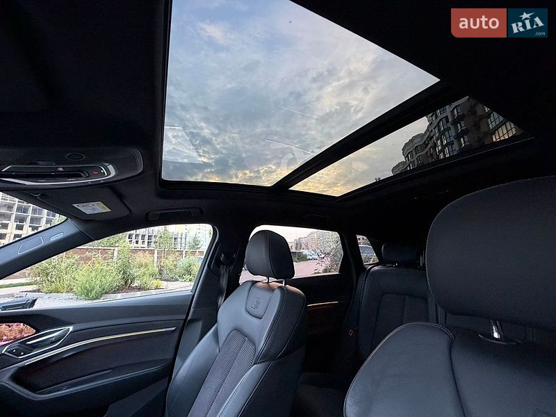 Внедорожник / Кроссовер Audi e-tron 2020 в Киеве