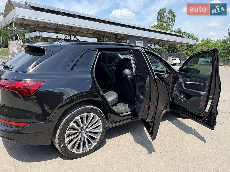 Внедорожник / Кроссовер Audi e-tron 2019 в Львове