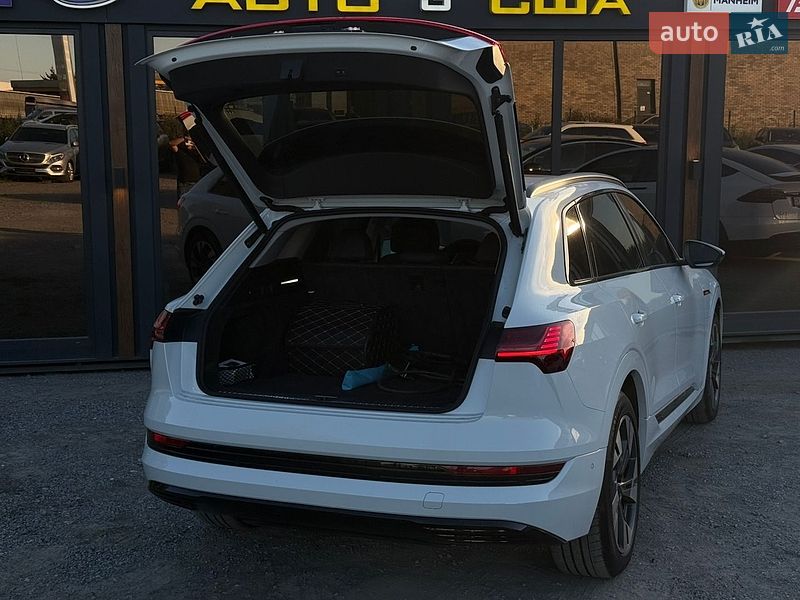 Внедорожник / Кроссовер Audi e-tron 2020 в Львове