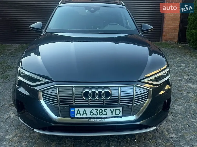 Audi e-tron 2019