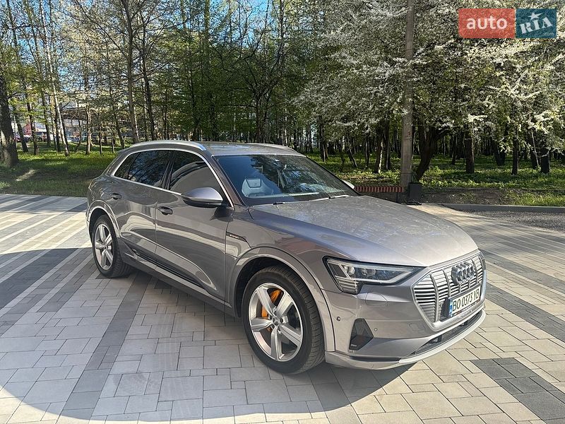 Внедорожник / Кроссовер Audi e-tron 2019 в Тернополе